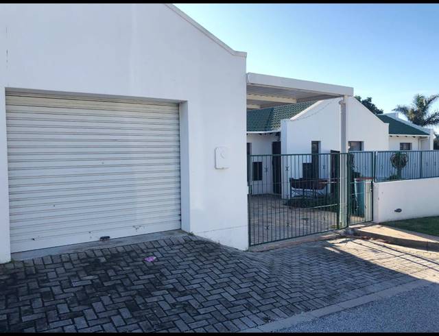3 BEDROOM HOUSE RENTED IN MIRAMAR